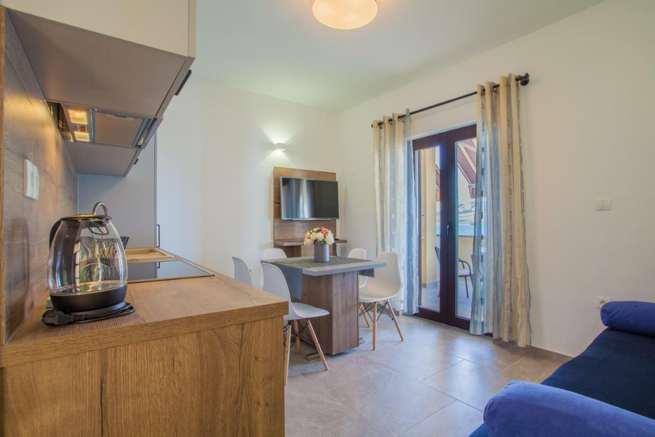 Apartmani Komesic Zubovići