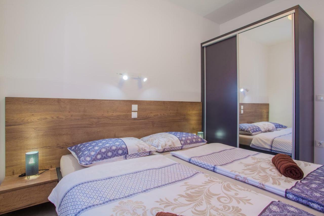 Apartmani Komesic *